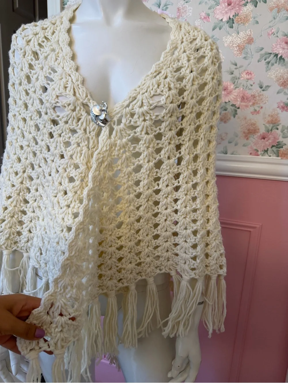 American Vintage Cream Crochet Fringe Poncho